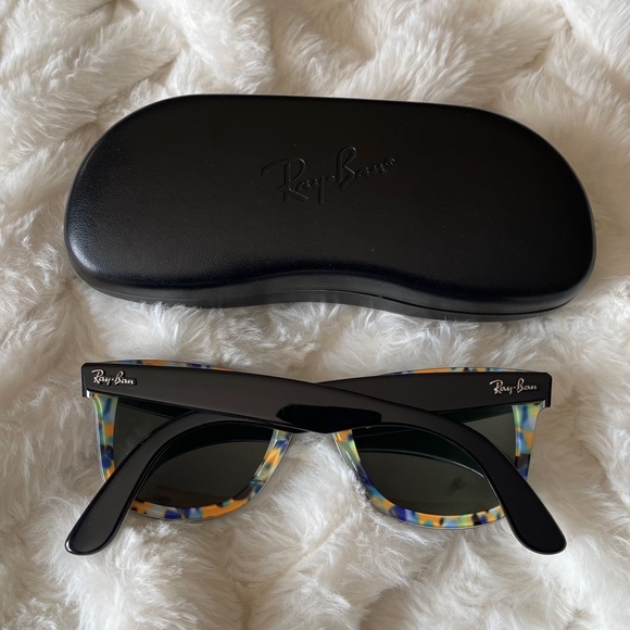 Ray-ban Wayfarer Sunglasses. Pre-loved. - Picture 4 of 14